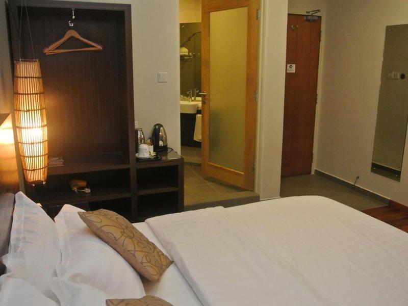 Riverside Boutique Hotel Kuantan Buitenkant foto